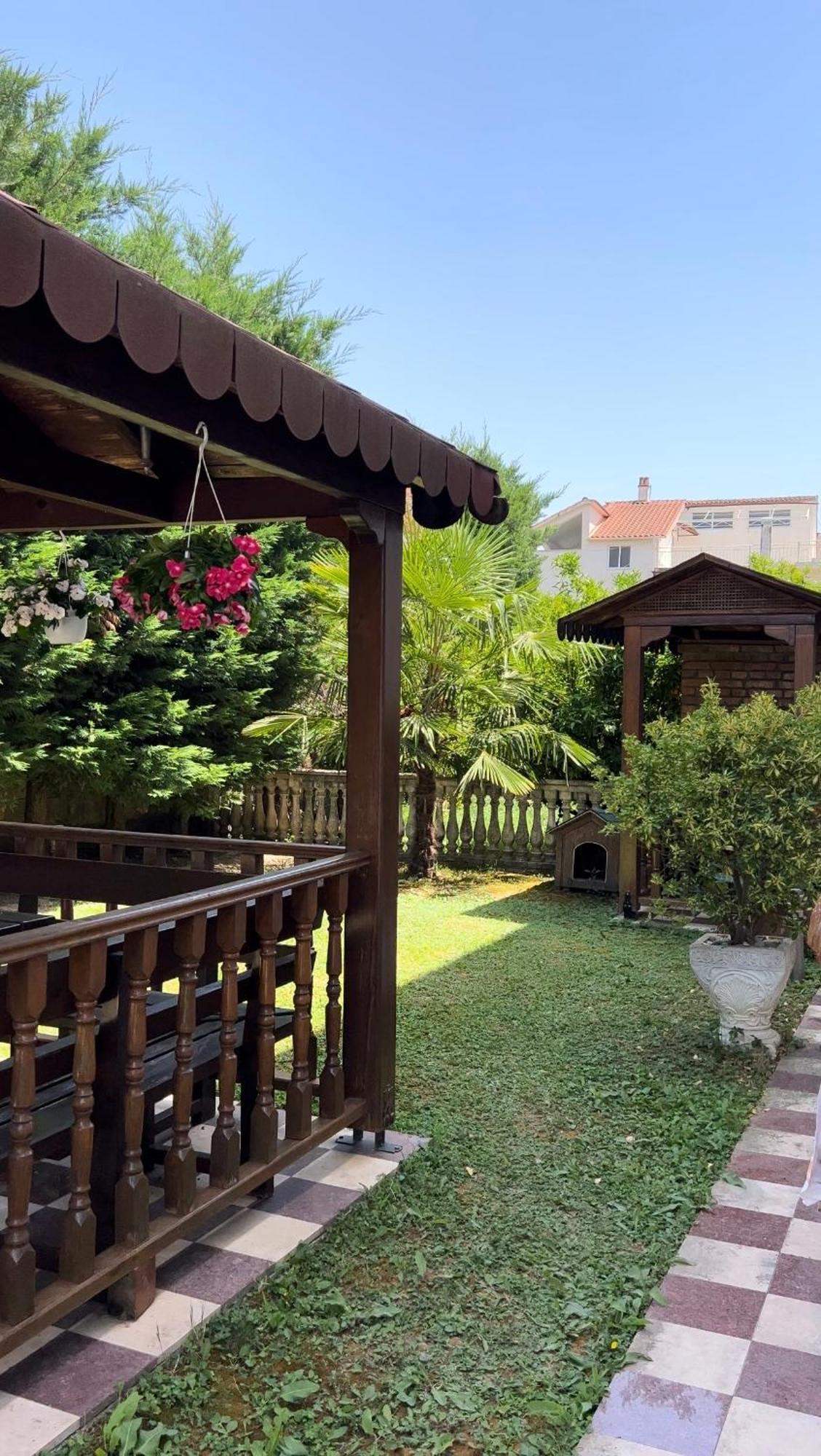 Guest House Pulake Берат Экстерьер фото